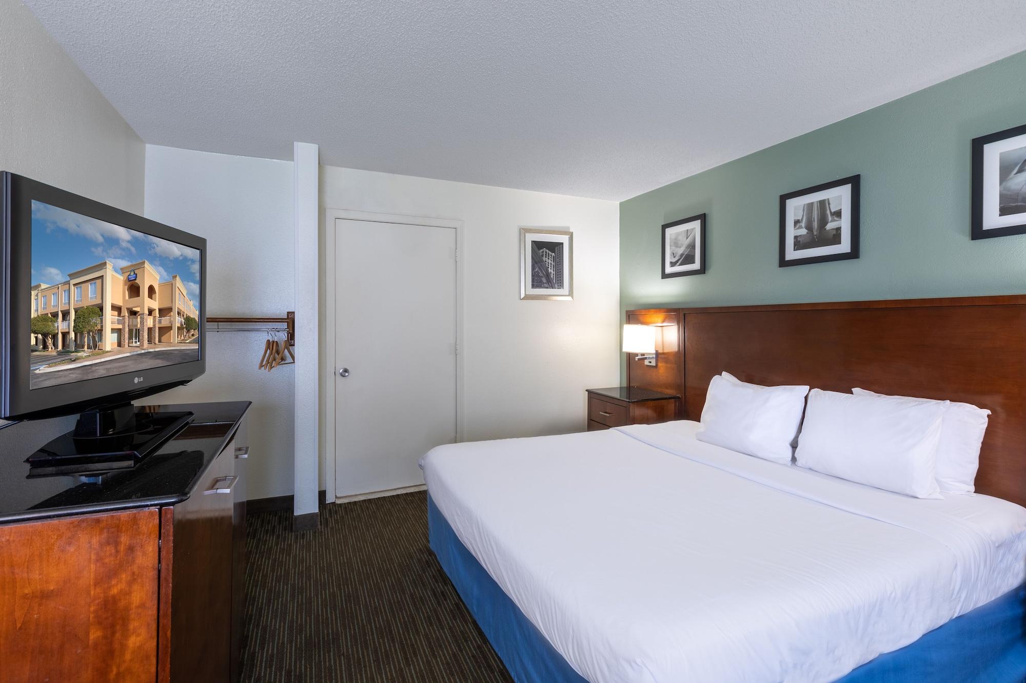 Days Inn By Wyndham Greenville Exteriör bild
